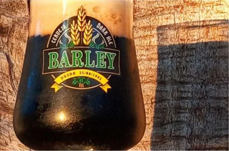 Chopp Artesanal Dark da Barley